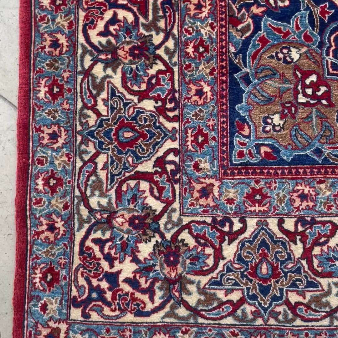 Toudeshk Nain Fine Hand-Knotted Persian Rug